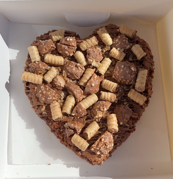 Fudgy chocolate brownie | Sookies